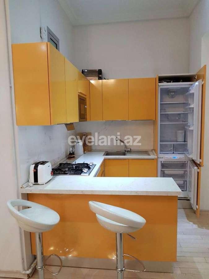 Kirayə verilir, yeni tikili, 2 otaqlı, 70 m², Bakı, Səbail r, Sahil m.