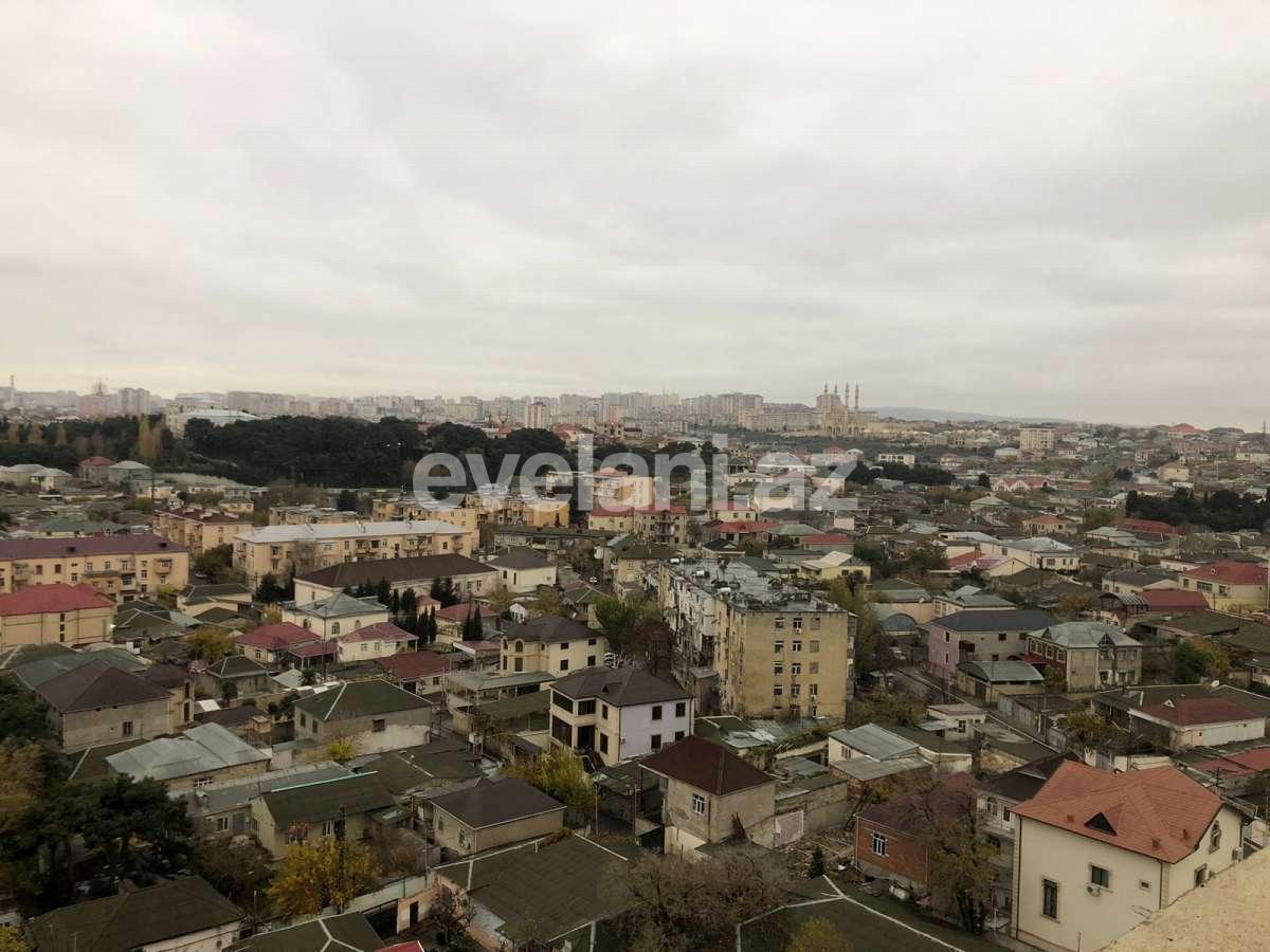 Satılır, köhnə tikili, 3 otaqlı, 106 m², Bakı, Binəqədi r, M. Rəsulzadə q, Gənclik m.