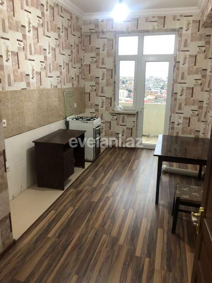 Satılır, köhnə tikili, 3 otaqlı, 106 m², Bakı, Binəqədi r, M. Rəsulzadə q, Gənclik m.