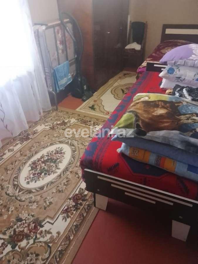 Продаётся, вторичка, 2-комнаты, 41 m², Сумгаит, 4-й микрорайон r.