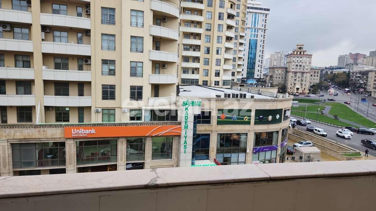 Rent, old building, 2 room, 55 m², Baku, Yasamal r, Nizami m.