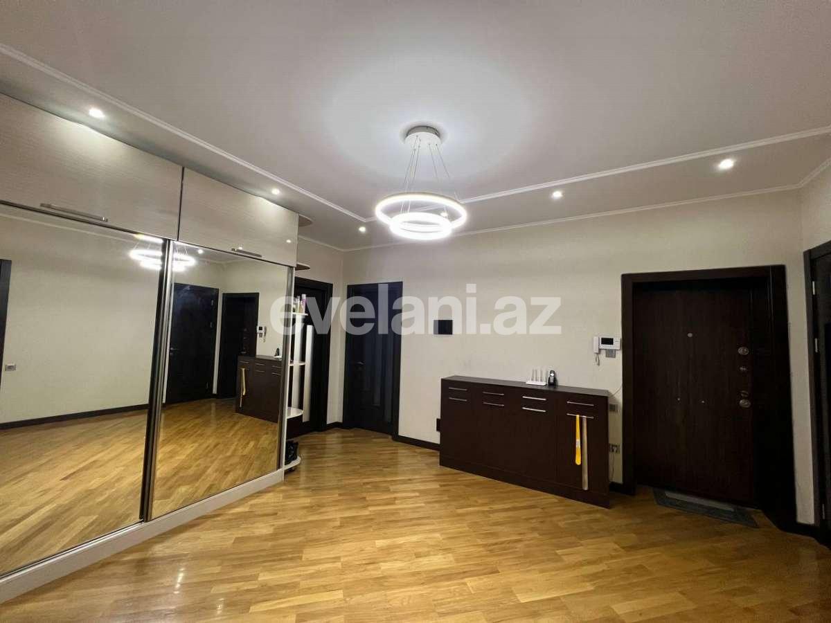 Satılır, yeni tikili, 3 otaqlı, 130 m², Bakı, Yasamal r, Yasamal q, Elmlər Akademiyası m.