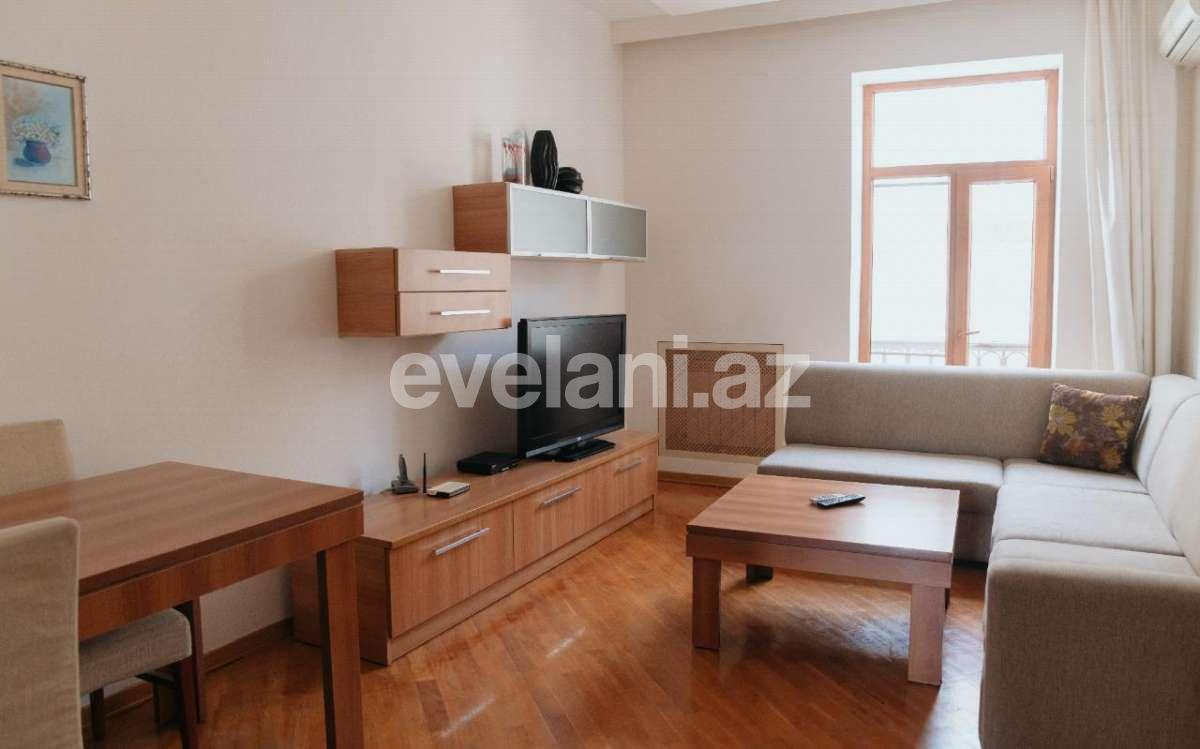 Rent, old building, 2 room, 65 m², Baku, Nasimi r, Sahil m.