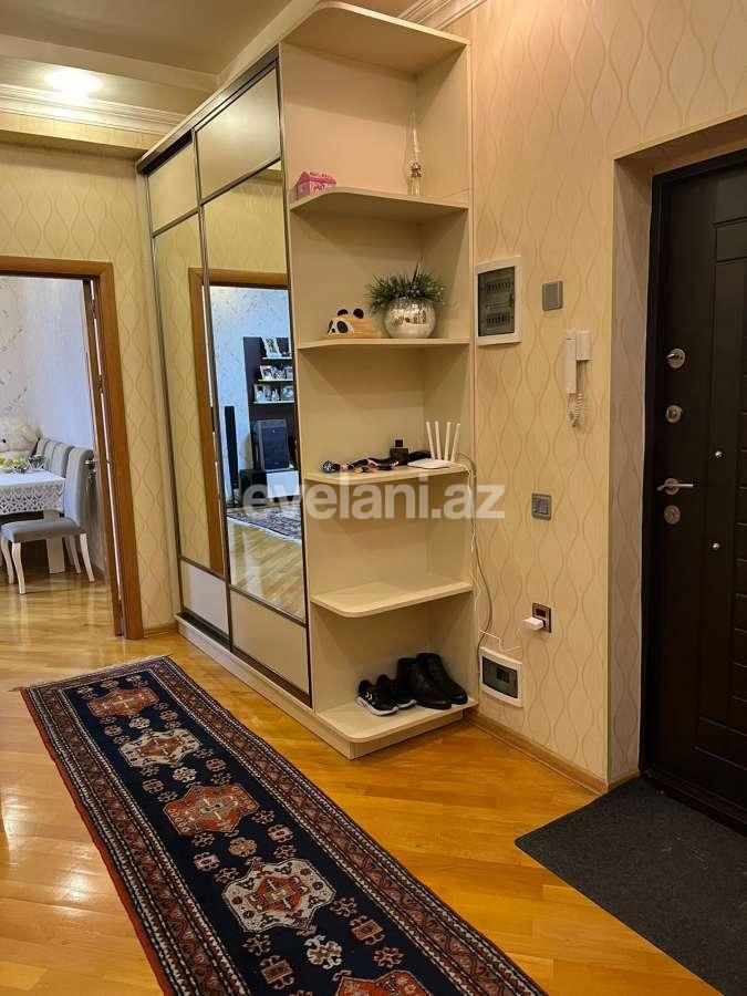 Satılır, yeni tikili, 2 otaqlı, 80 m², Bakı, Binəqədi r, 7-ci mikrorayon q, Azadlıq prospekti m.