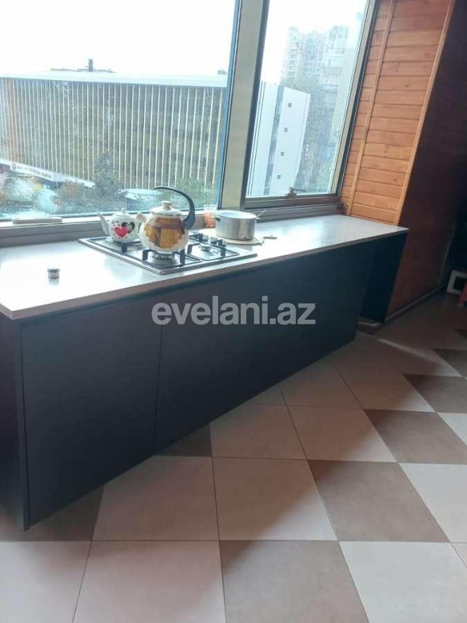 Satılır, köhnə tikili, 3 otaqlı, 80 m², Bakı, Yasamal r.