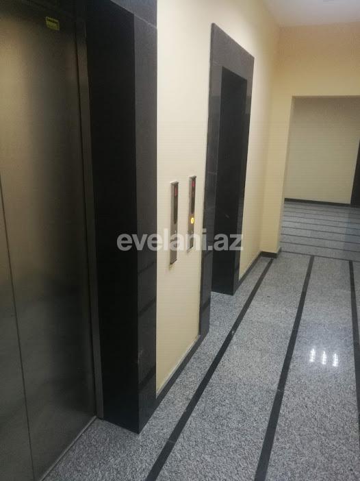 Satılır, yeni tikili, 3 otaqlı, 142 m², Sumqayıt, 17-ci məhəllə r.