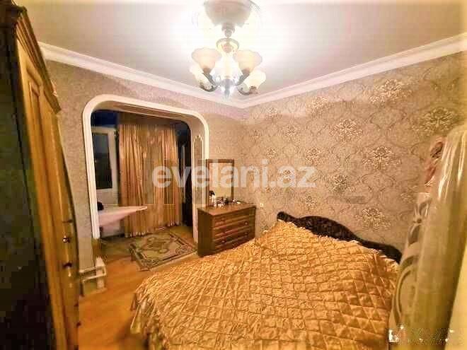 Satılır, köhnə tikili, 3 otaqlı, 85 m², Bakı, Suraxanı r, Massiv D q.
