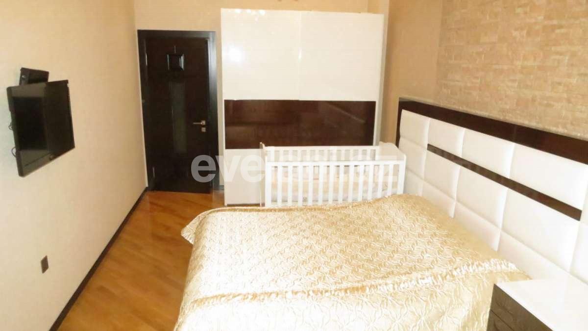 Rent, new building, 6 room, 265 m², Baku, Nasimi r.