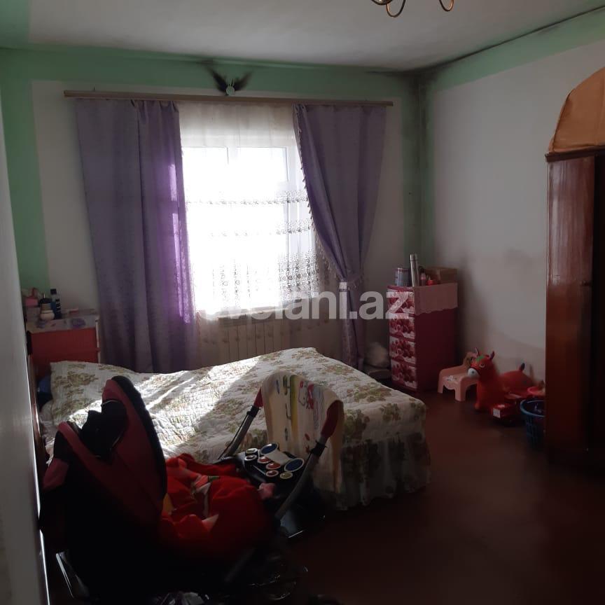 Sale, garden / house, 8 room, 180 m², Sumgayit, 51-st block r.