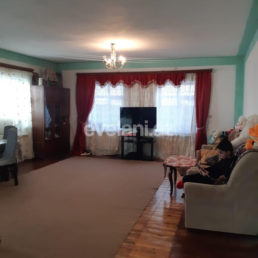 Sale, garden / house, 8 room, 180 m², Sumgayit, 51-st block r.