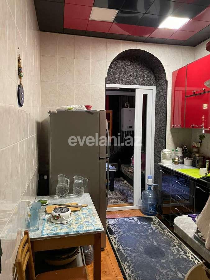 Продаётся, вторичка, 4-комнаты, 80 m², Сумгаит, 3-й блок r.