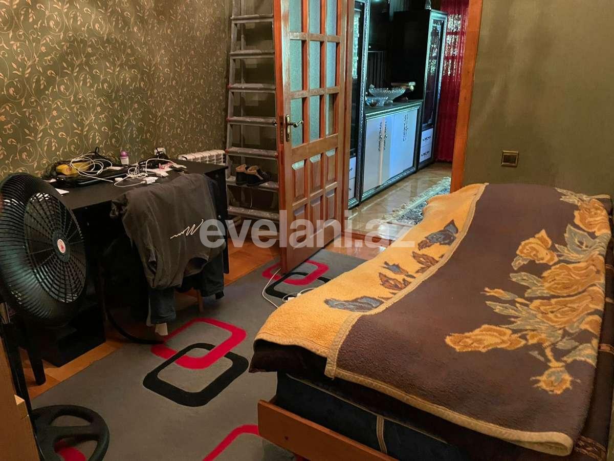 Продаётся, вторичка, 4-комнаты, 80 m², Сумгаит, 3-й блок r.