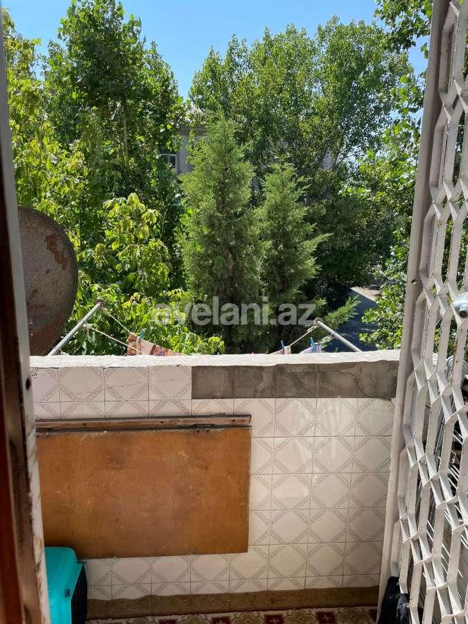 Продаётся, вторичка, 4-комнаты, 80 m², Сумгаит, 3-й блок r.