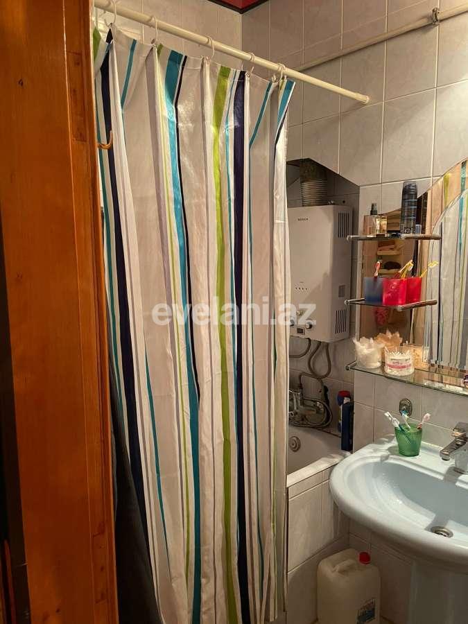 Продаётся, вторичка, 4-комнаты, 80 m², Сумгаит, 3-й блок r.