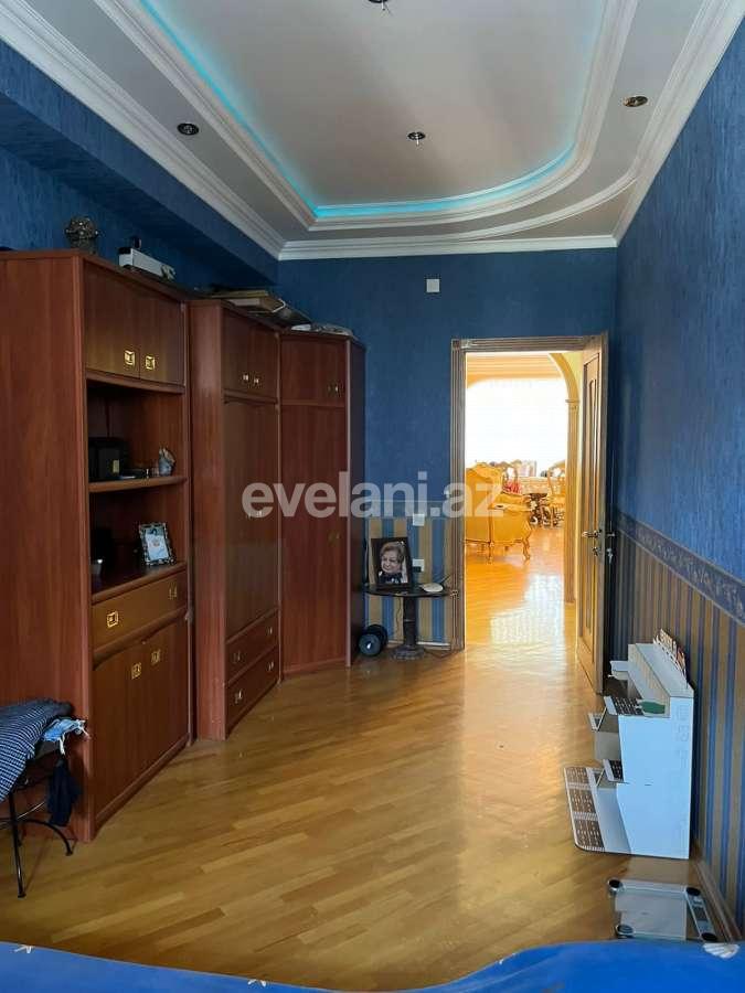Satılır, yeni tikili, 3 otaqlı, 130 m², Bakı, Binəqədi r, 9-cu mikrorayon q.