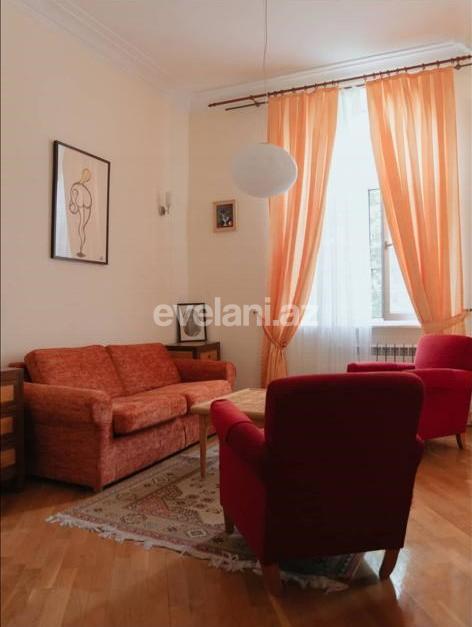 Rent, old building, 2 room, 50 m², Baku, Sabail r, Sahil m.