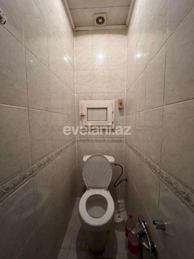 Satılır, köhnə tikili, 3 otaqlı, 70 m², Bakı, Nəsimi r, Memar Əcəmi m.