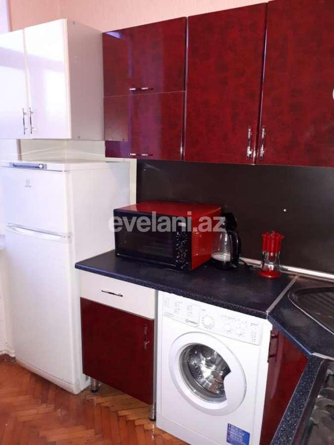 Satılır, köhnə tikili, 2 otaqlı, 56 m², Bakı, Nəsimi r, 28 may m.