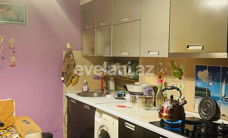 Satılır, köhnə tikili, 3 otaqlı, 55 m², Bakı, Binəqədi r, 7-ci mikrorayon q.