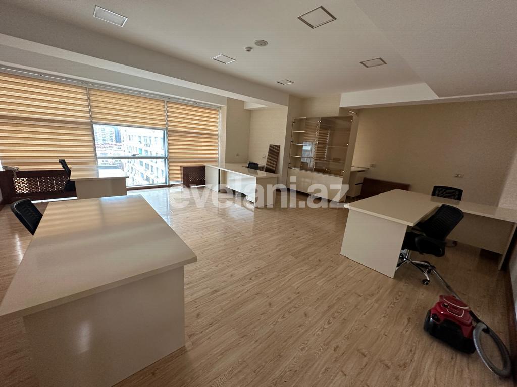 Kirayə verilir, ofis, 7 otaqlı, 300 m², Bakı, Xətai r, Şah İsmayıl Xətai m.