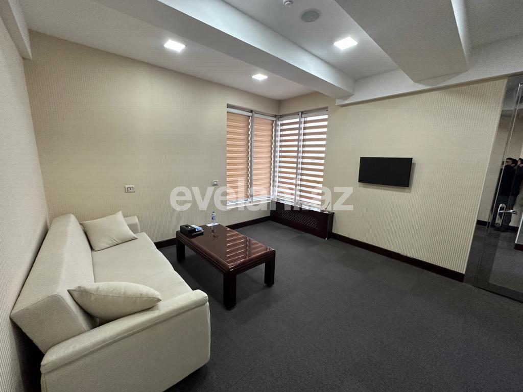 Kirayə verilir, ofis, 7 otaqlı, 300 m², Bakı, Xətai r, Şah İsmayıl Xətai m.