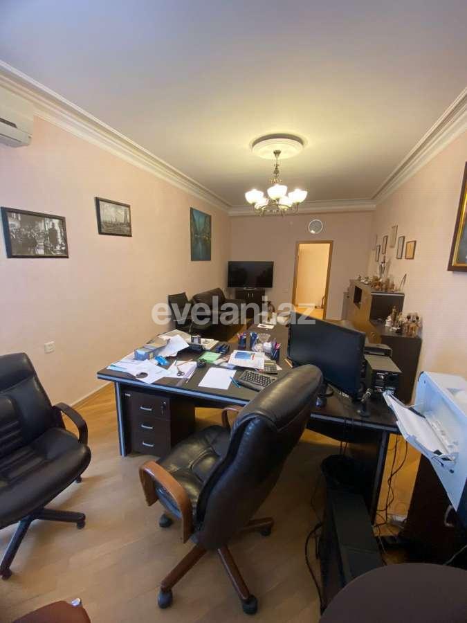Kirayə verilir, yeni tikili, 4 otaqlı, 160 m², Bakı, Yasamal r, Nizami m.