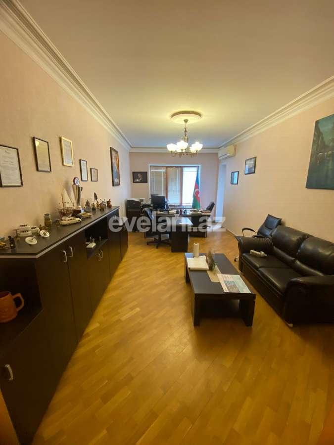 Kirayə verilir, yeni tikili, 4 otaqlı, 160 m², Bakı, Yasamal r, Nizami m.