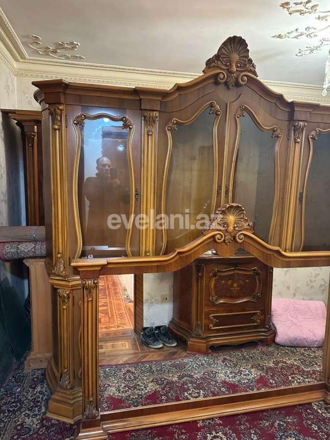 Satılır, köhnə tikili, 3 otaqlı, 70 m², Bakı, Yasamal r, Elmlər Akademiyası m.