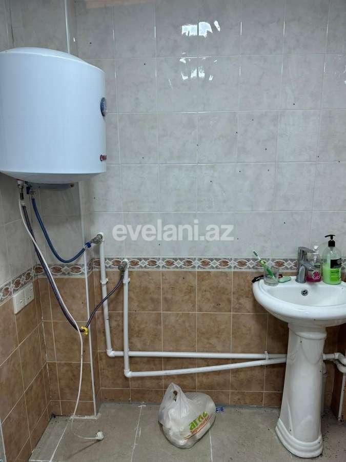 Satılır, köhnə tikili, 3 otaqlı, 70 m², Bakı, Yasamal r, Elmlər Akademiyası m.