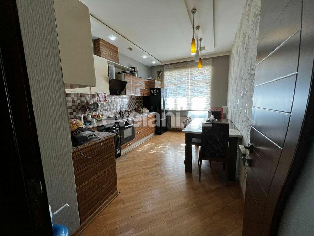 Satılır, yeni tikili, 2 otaqlı, 85 m², Bakı, Binəqədi r, 8-ci mikrorayon q, Azadlıq prospekti m.