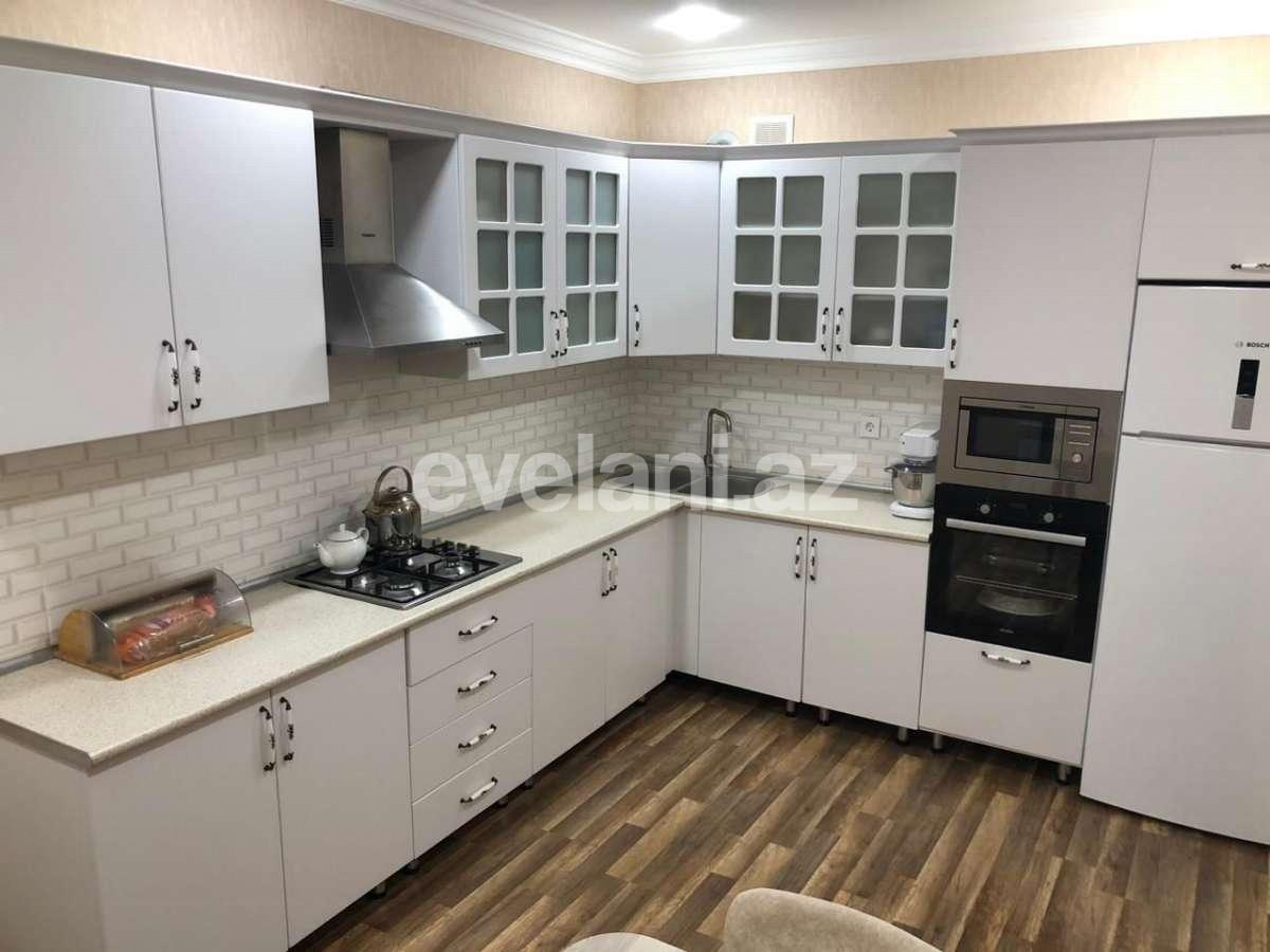 Satılır, həyət evi / bağ, 4 otaqlı, 200 m², Sumqayıt, 18-ci mikrorayon r.