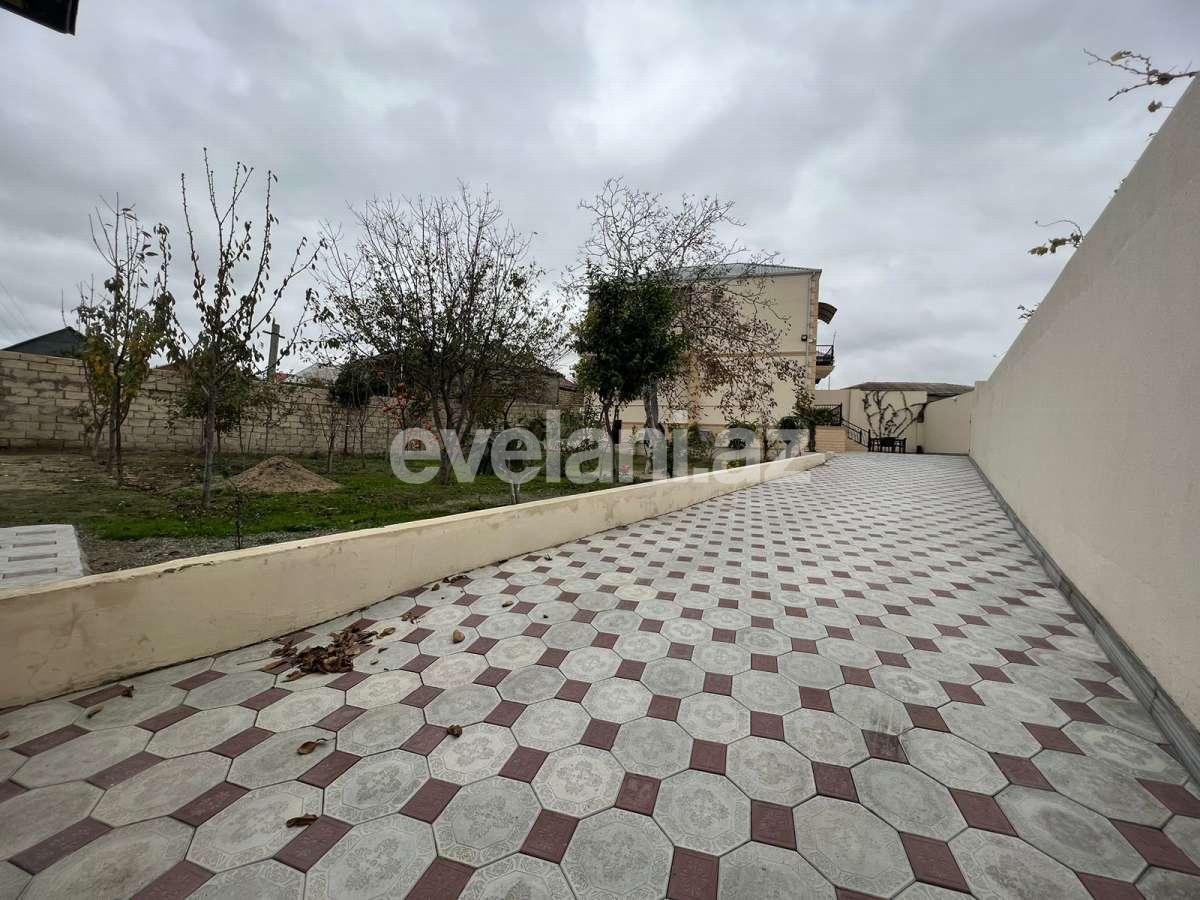 Satılır, həyət evi / bağ, 4 otaqlı, 200 m², Sumqayıt, 18-ci mikrorayon r.