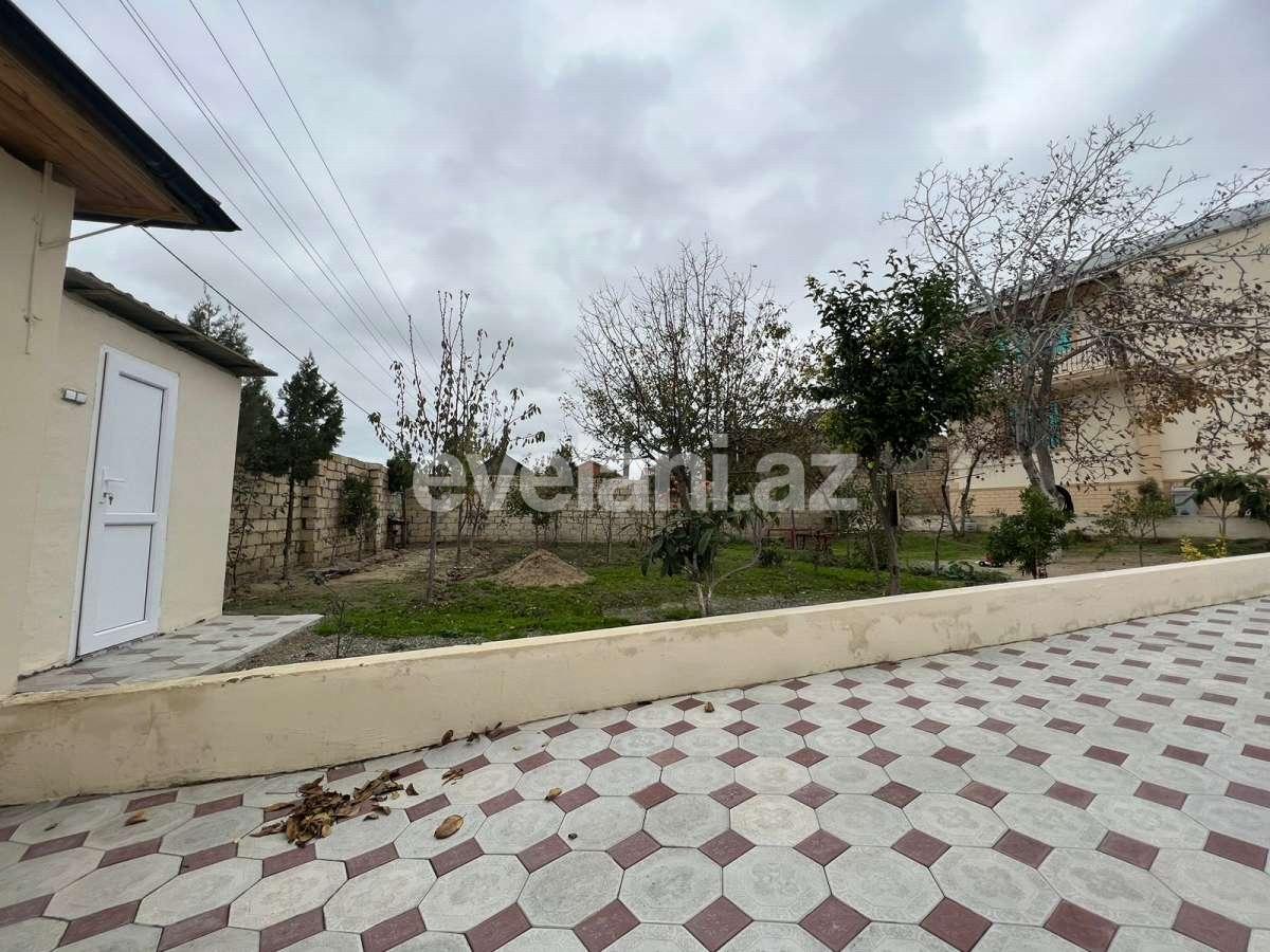 Satılır, həyət evi / bağ, 4 otaqlı, 200 m², Sumqayıt, 18-ci mikrorayon r.