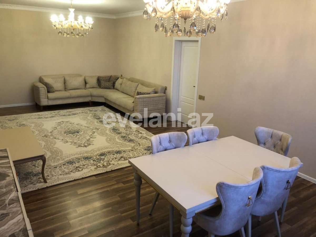 Satılır, həyət evi / bağ, 4 otaqlı, 200 m², Sumqayıt, 18-ci mikrorayon r.