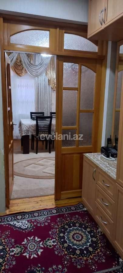 Sale, old building, 3 room, 67 m², Sumgayit, İnshaatchilar region r.