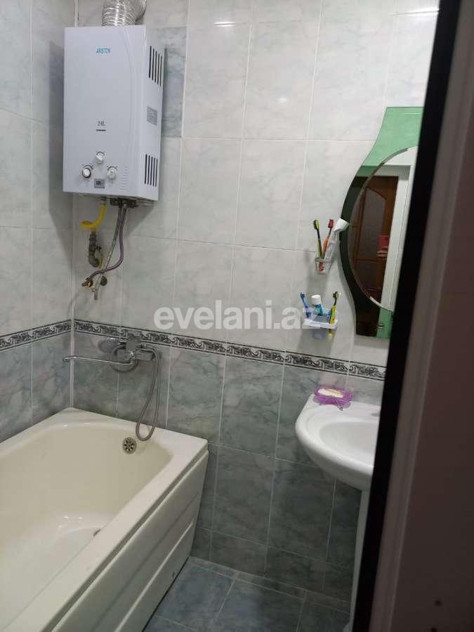 Sale, old building, 3 room, 67 m², Sumgayit, İnshaatchilar region r.