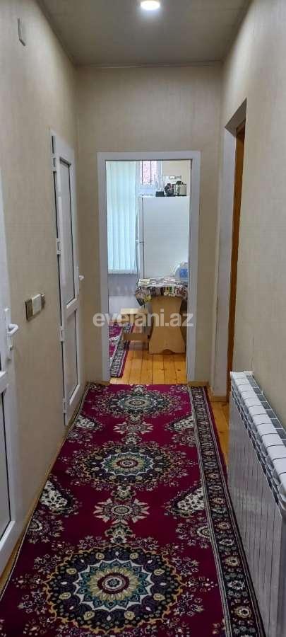 Sale, old building, 3 room, 67 m², Sumgayit, İnshaatchilar region r.