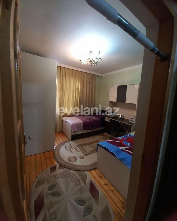 Sale, old building, 3 room, 67 m², Sumgayit, İnshaatchilar region r.