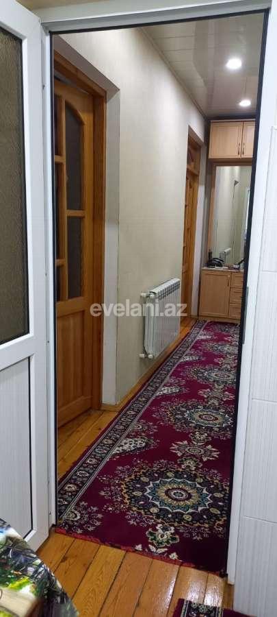 Sale, old building, 3 room, 67 m², Sumgayit, İnshaatchilar region r.