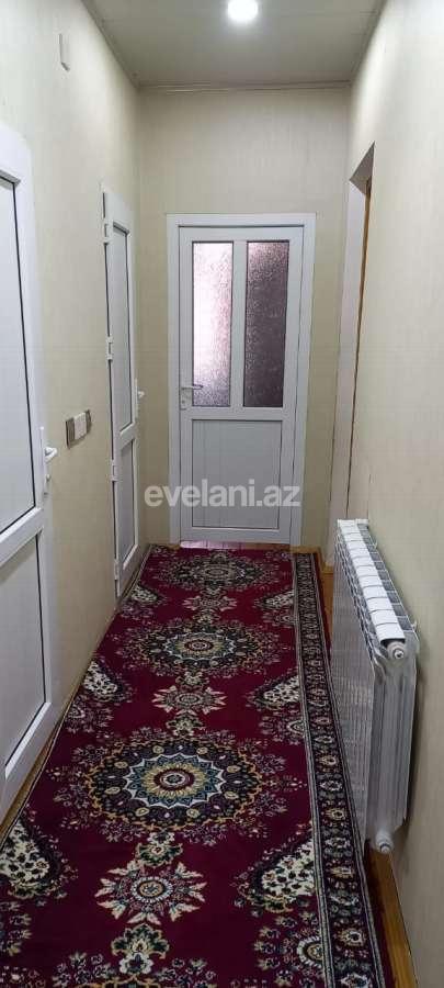 Sale, old building, 3 room, 67 m², Sumgayit, İnshaatchilar region r.