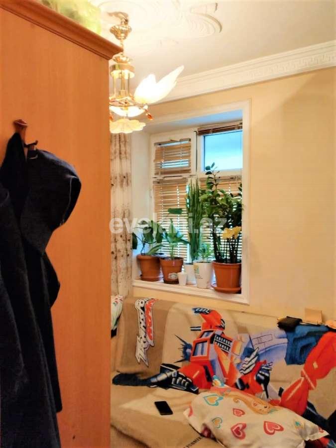 Sale, old building, 3 room, 50 m², Baku, Nizami r, Gara Garayev m.