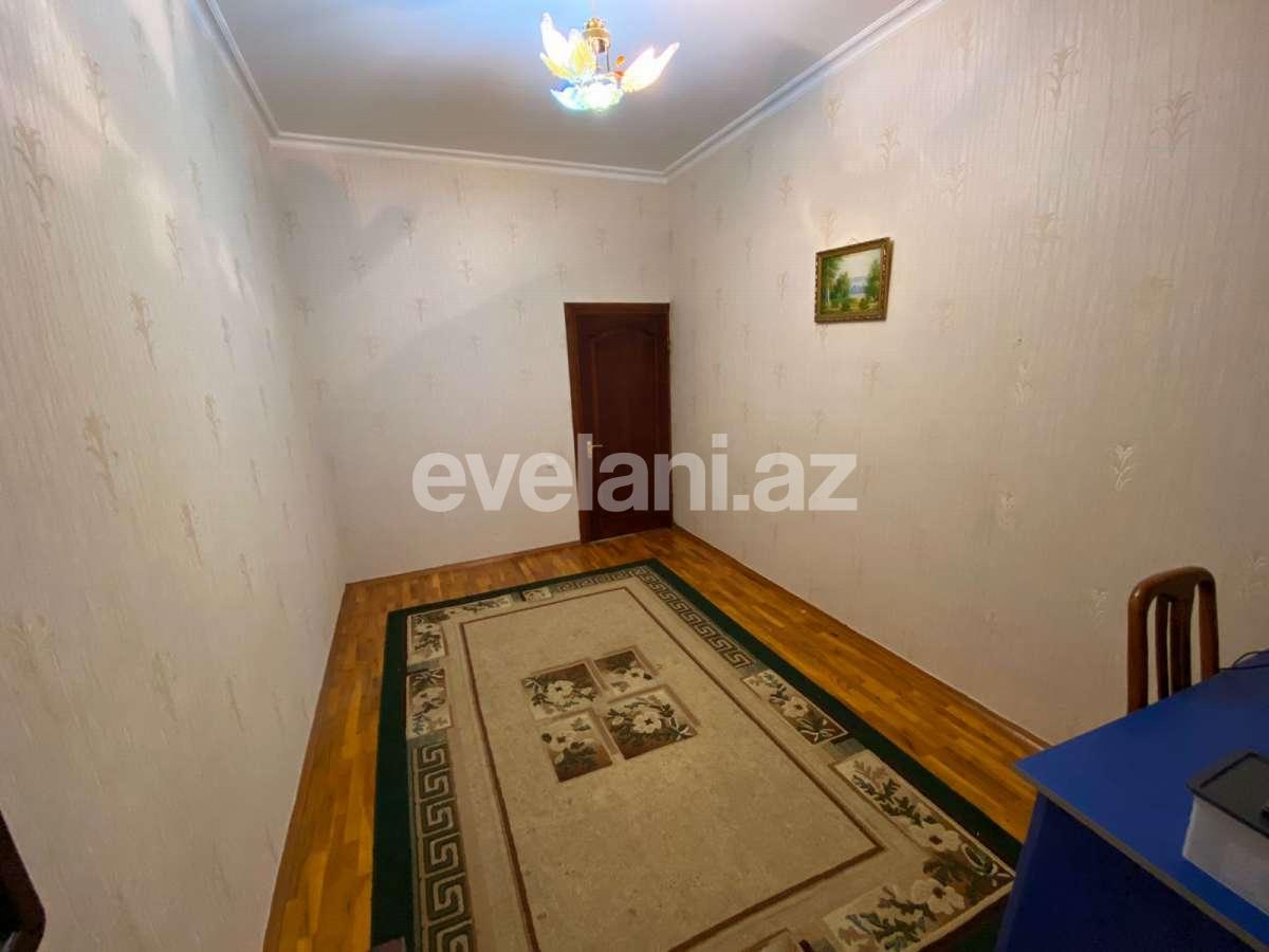 Satılır, köhnə tikili, 4 otaqlı, 130 m², Bakı, Binəqədi r.