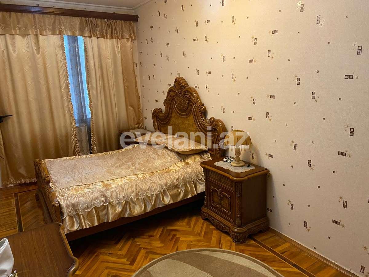 Satılır, köhnə tikili, 4 otaqlı, 130 m², Bakı, Binəqədi r.