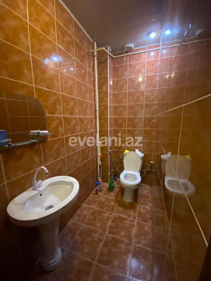 Satılır, köhnə tikili, 4 otaqlı, 130 m², Bakı, Binəqədi r.