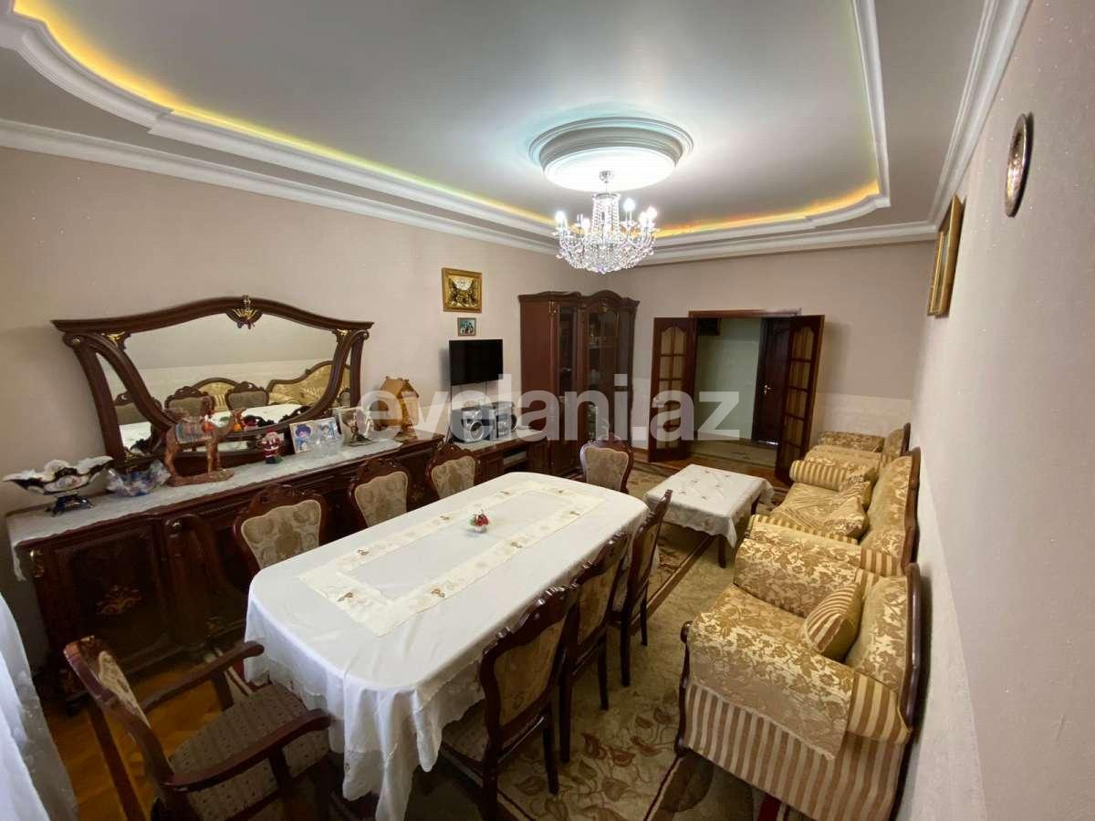 Satılır, köhnə tikili, 4 otaqlı, 130 m², Bakı, Binəqədi r.