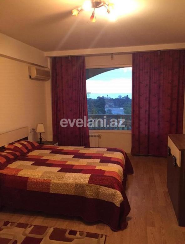 Сдаётся, вторичка, 3-комнаты, 75 m², Баку, Сабаильский r.