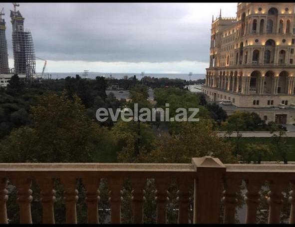 Сдаётся, вторичка, 3-комнаты, 75 m², Баку, Сабаильский r.