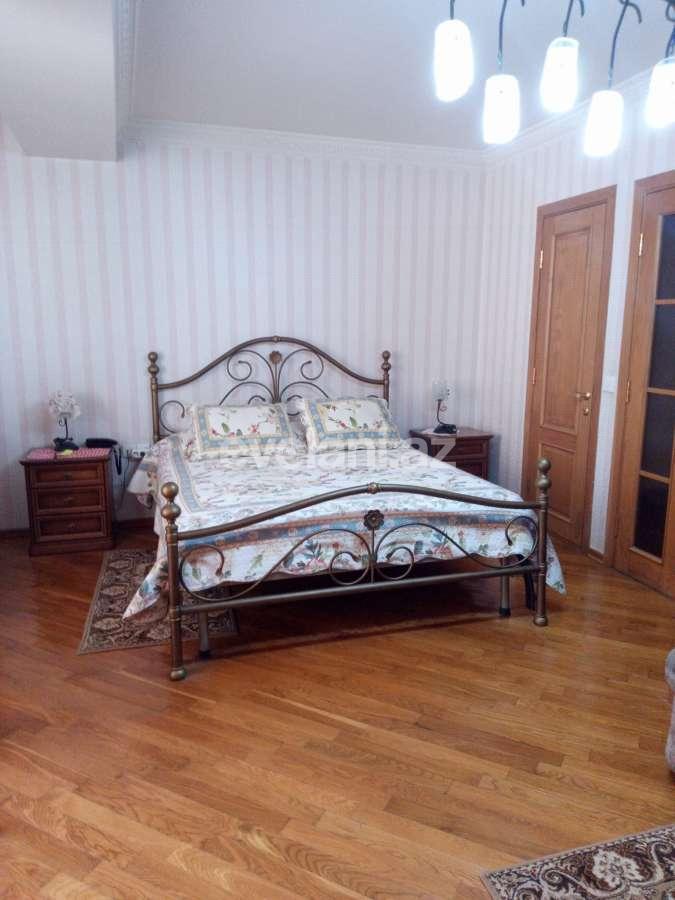 Rent, new building, 4 room, 140 m², Baku, Yasamal r, Elmlar Akademiyası m.