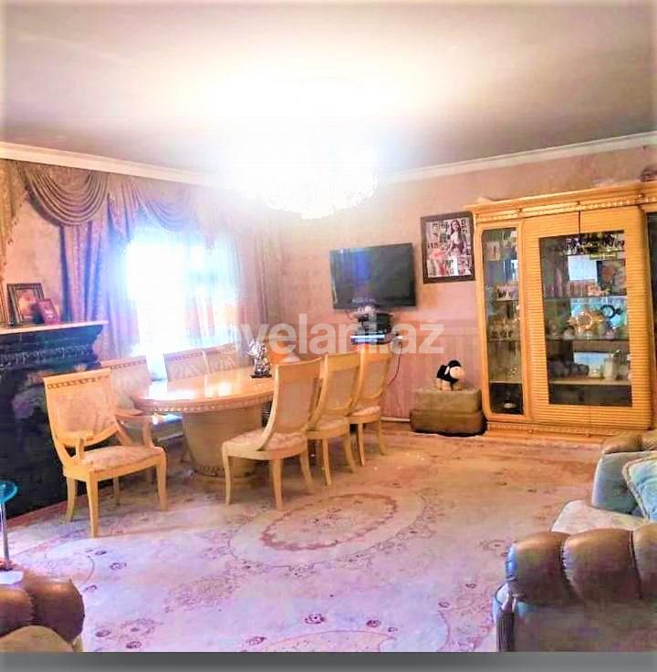 Satılır, köhnə tikili, 5 otaqlı, 120 m², Bakı, Suraxanı r, Massiv D q.