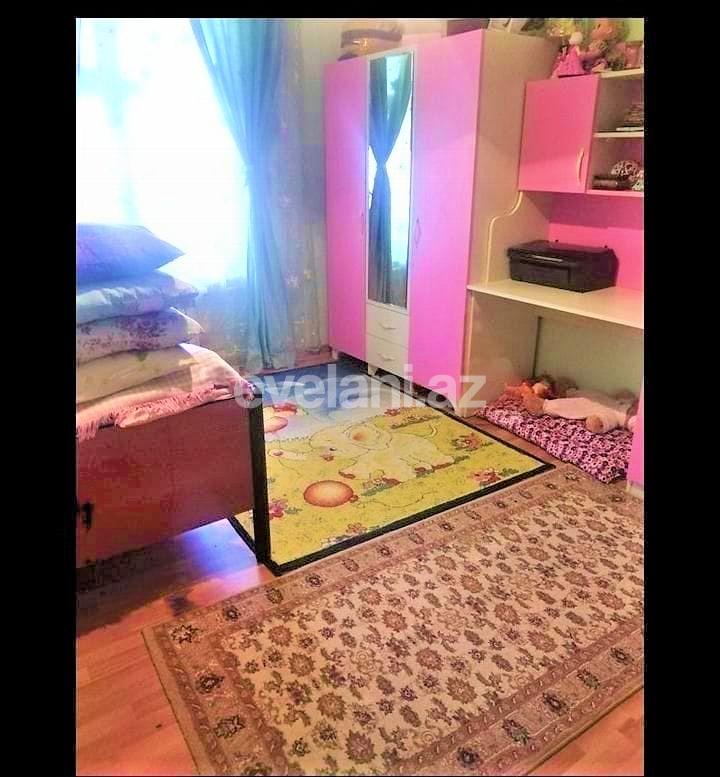 Satılır, köhnə tikili, 5 otaqlı, 120 m², Bakı, Suraxanı r, Massiv D q.